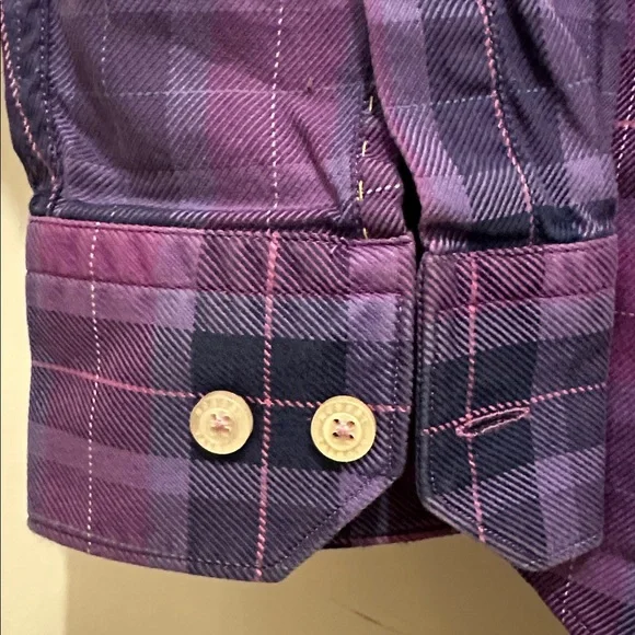 Robert Talbott (L) - Picture 8 of 16